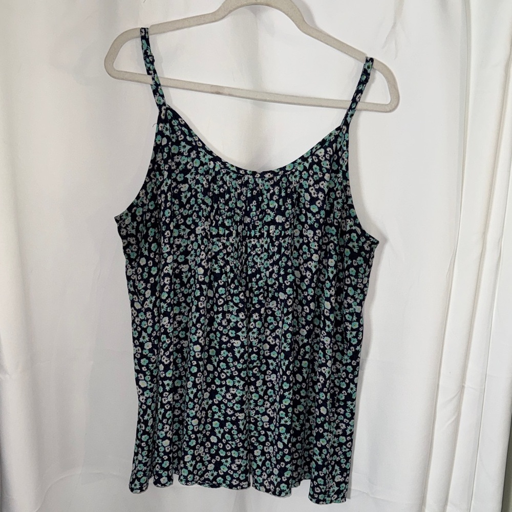 Torrid Sophie Georgette Swing Cami Floral Tank Top Plus Size 2 Pintuck Pleated